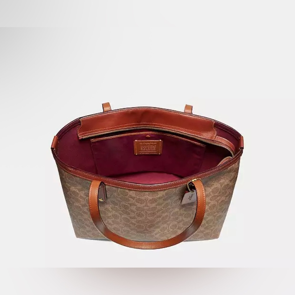 Central Tote With Zip In Signature Canvas - Picture 3 of 4